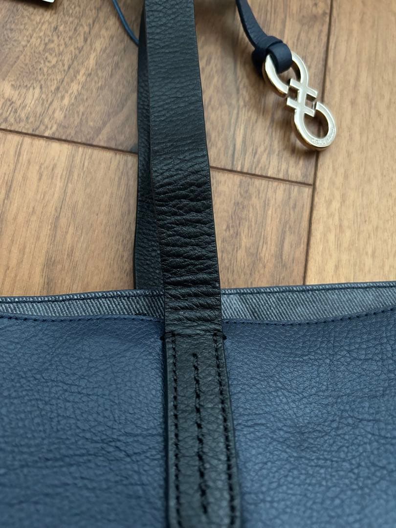 極美品✨コールハーン トートA4収納可能 ネイビーバイカラー　大容量