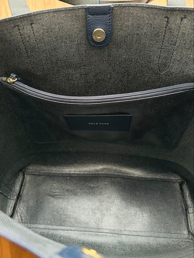 極美品✨コールハーン トートA4収納可能 ネイビーバイカラー　大容量