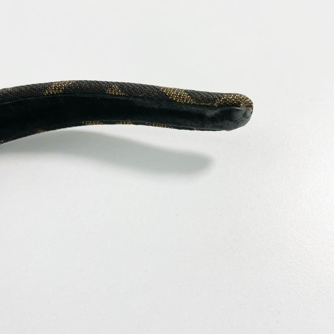 FENDI　フェンディ　カチューシャ　ズッカ柄　ヘアアクセサリー　ヘアバンド