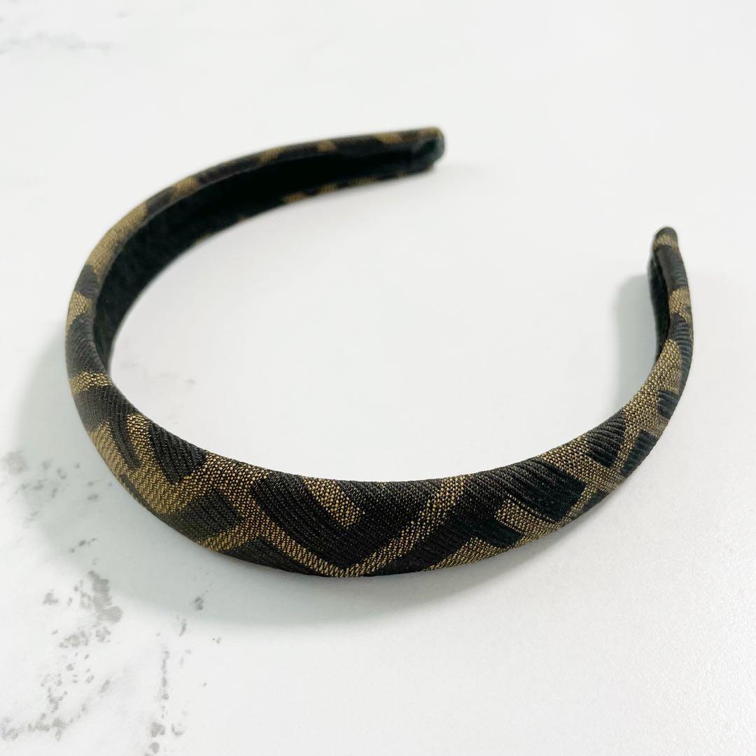 FENDI　フェンディ　カチューシャ　ズッカ柄　ヘアアクセサリー　ヘアバンド