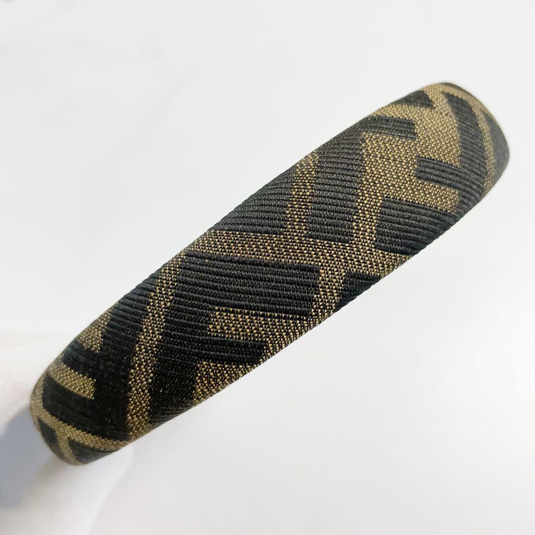 FENDI　フェンディ　カチューシャ　ズッカ柄　ヘアアクセサリー　ヘアバンド