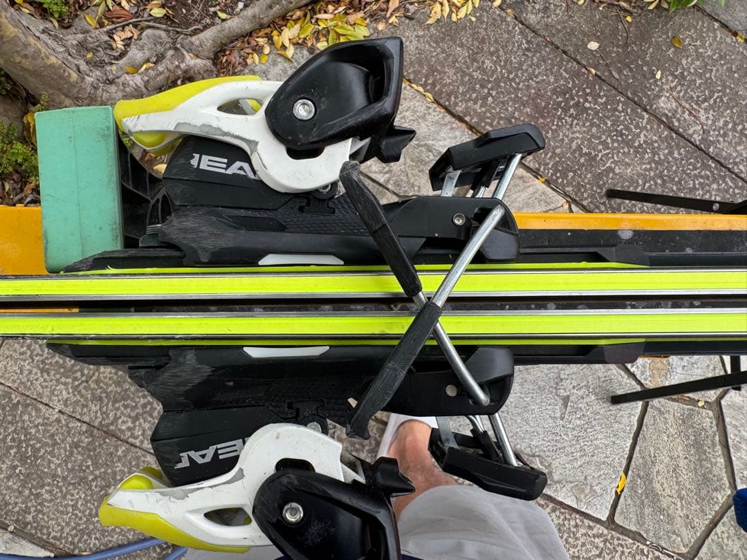 HEAD SUPER SHAPE i-Speed 163cm 片方テール剥離あり