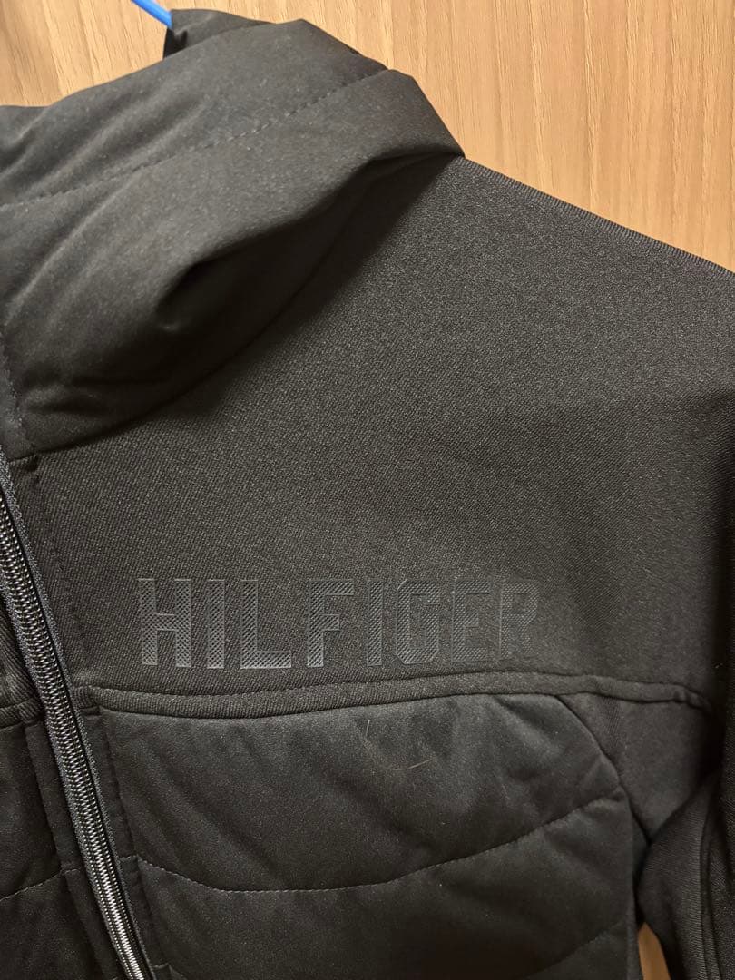 トミーヒルフィガー ゴルフ 中綿ジャケット フード付 ブラック L
