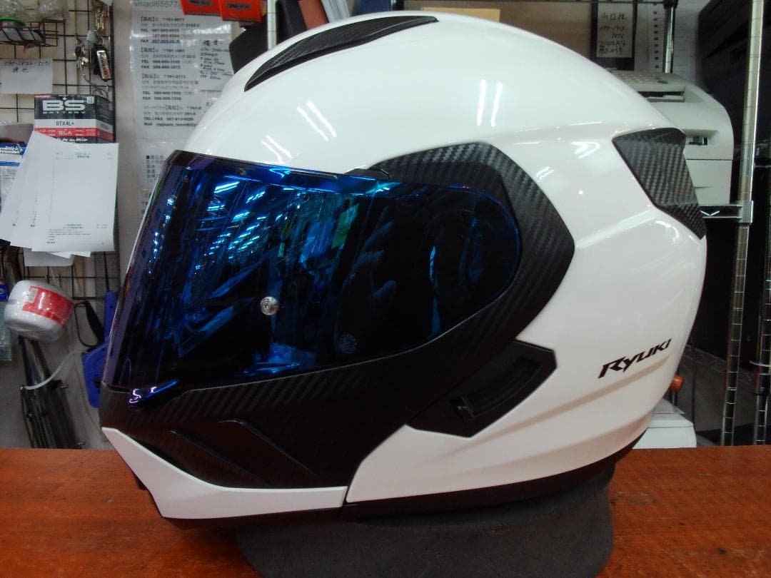 OGK　KABUTO　RYUKI　ホワイト　サイズL