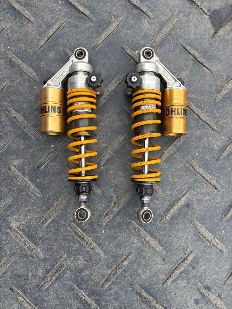 サスペンション オーリンズ　フルアジャ　GS400 GS425 gsx400e