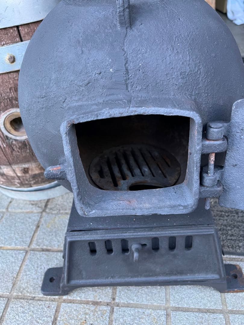 ミチです レトロ国鉄ダルマストーブ、 レトロダルマストーブ 、薪ストーブ