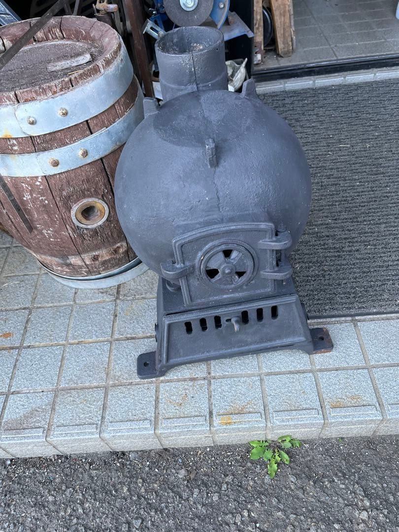 ミチです レトロ国鉄ダルマストーブ、 レトロダルマストーブ 、薪ストーブ