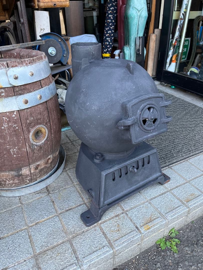 ミチです レトロ国鉄ダルマストーブ、 レトロダルマストーブ 、薪ストーブ