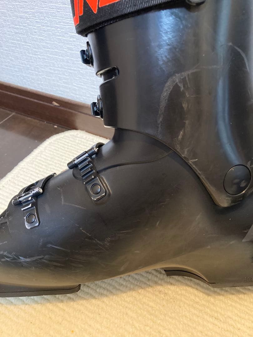 FISCHER RC ONE 90 27㎝-27.5㎝