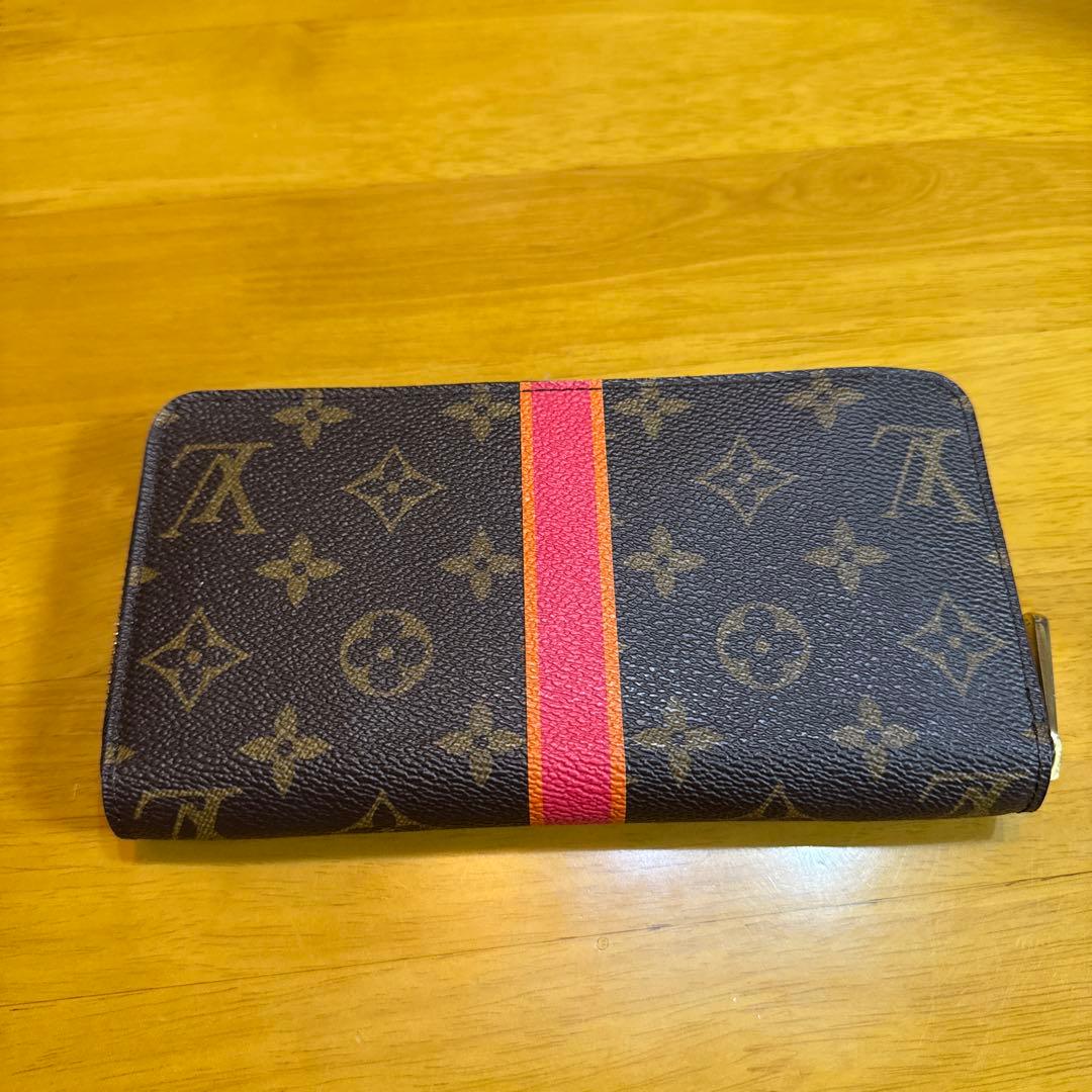 LOUIS VUITTON　ジッピーウォレット　M60017　モノグラム