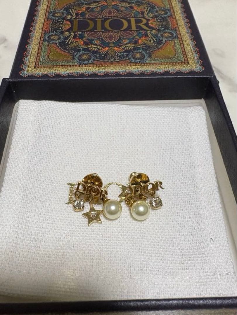 Dior Dio(r)evolution ピアス【正規品】