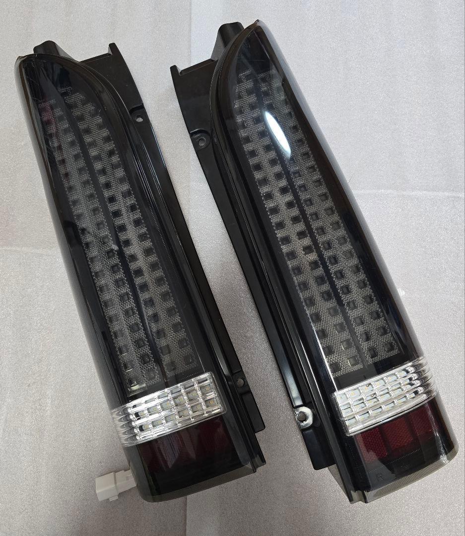 ハイエース 200系 テールライト LED テールランプ