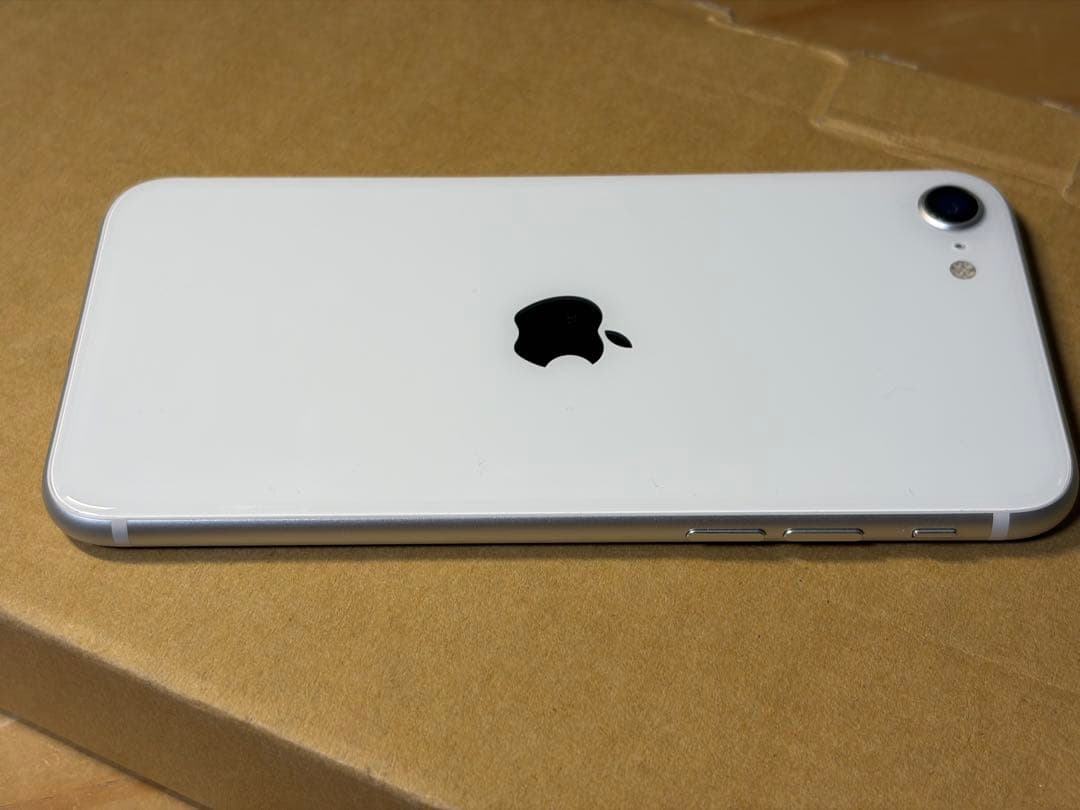 美品iPhone SE2 64GB ホワイト バッテリー83% SIMフリー