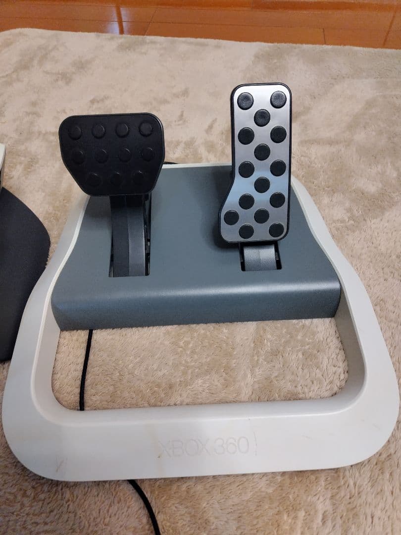 XBOX360S+ハンドル　ハワイレンタカー　シュミレーター