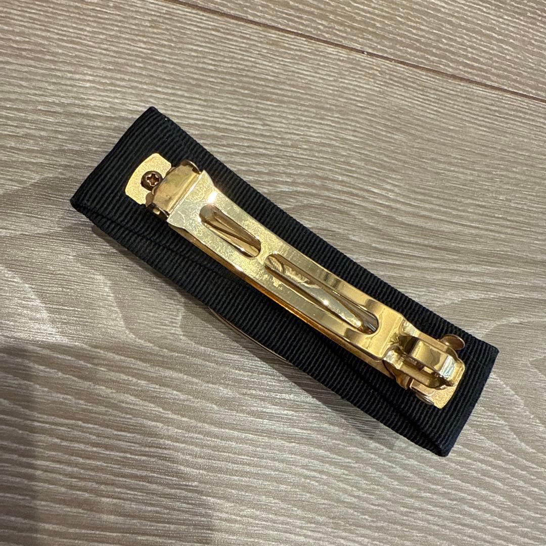 フェラガモ バレッタ ブラック ゴールド