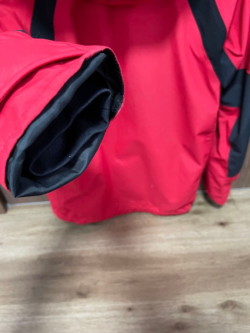 ダイワ　ゴアテックス　Mサイズ