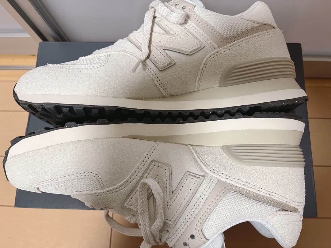 New Balance U574 オフホワイト スニーカー