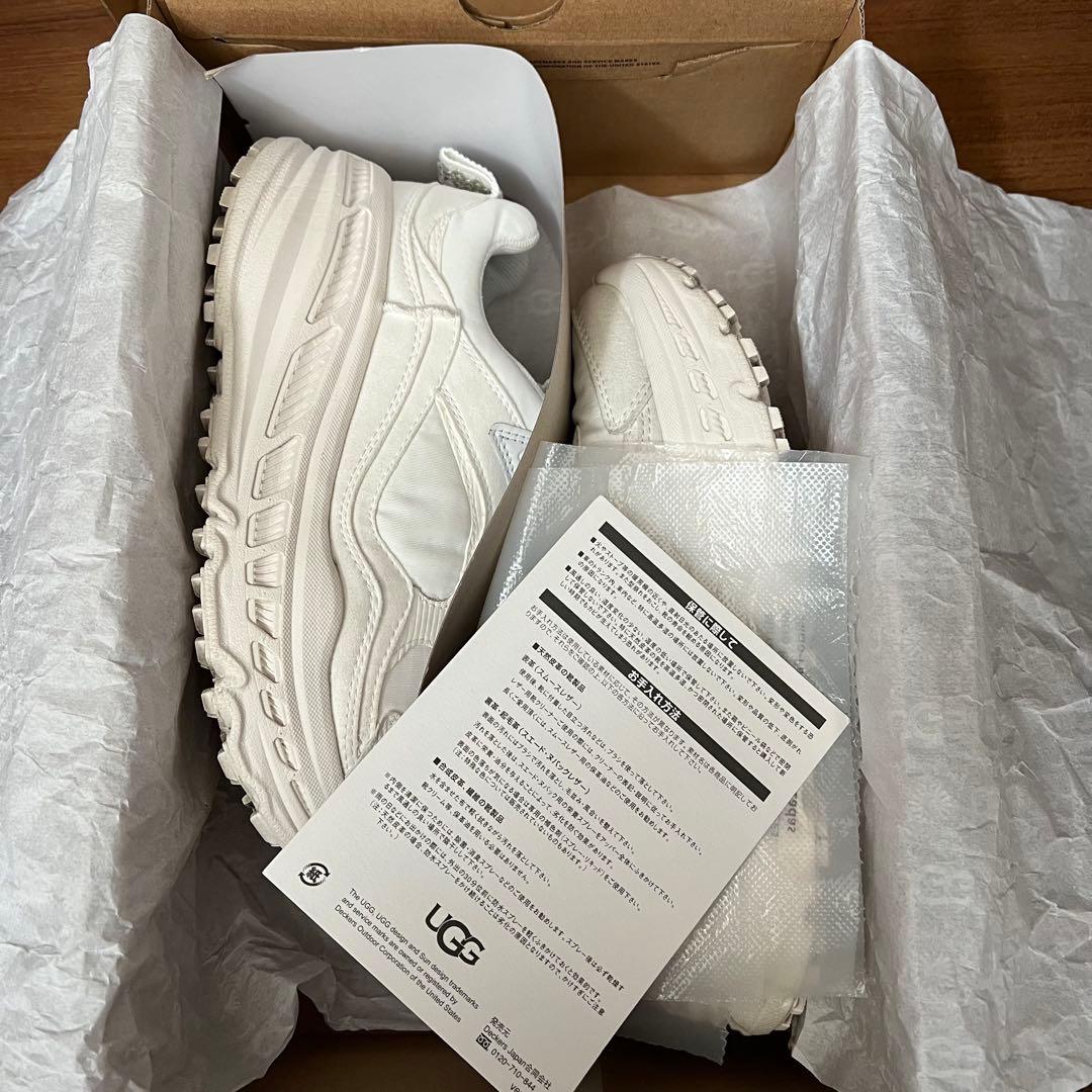 極美品 UGG CA805 ジップ 厚底 スニーカー 白