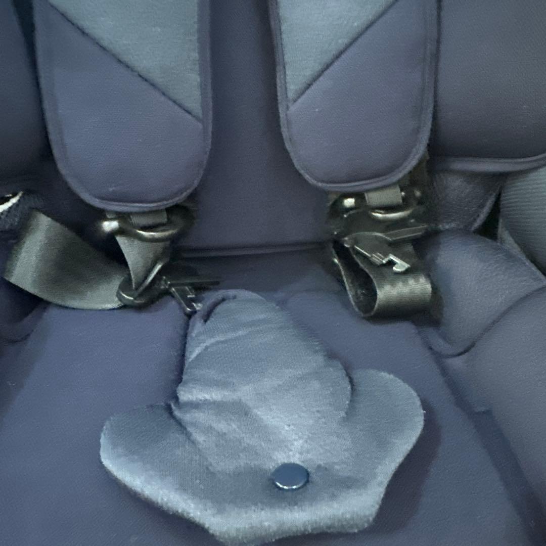 美品！24年チャイルドシート　アップリカ フラディア グロウ エバー プレミアム