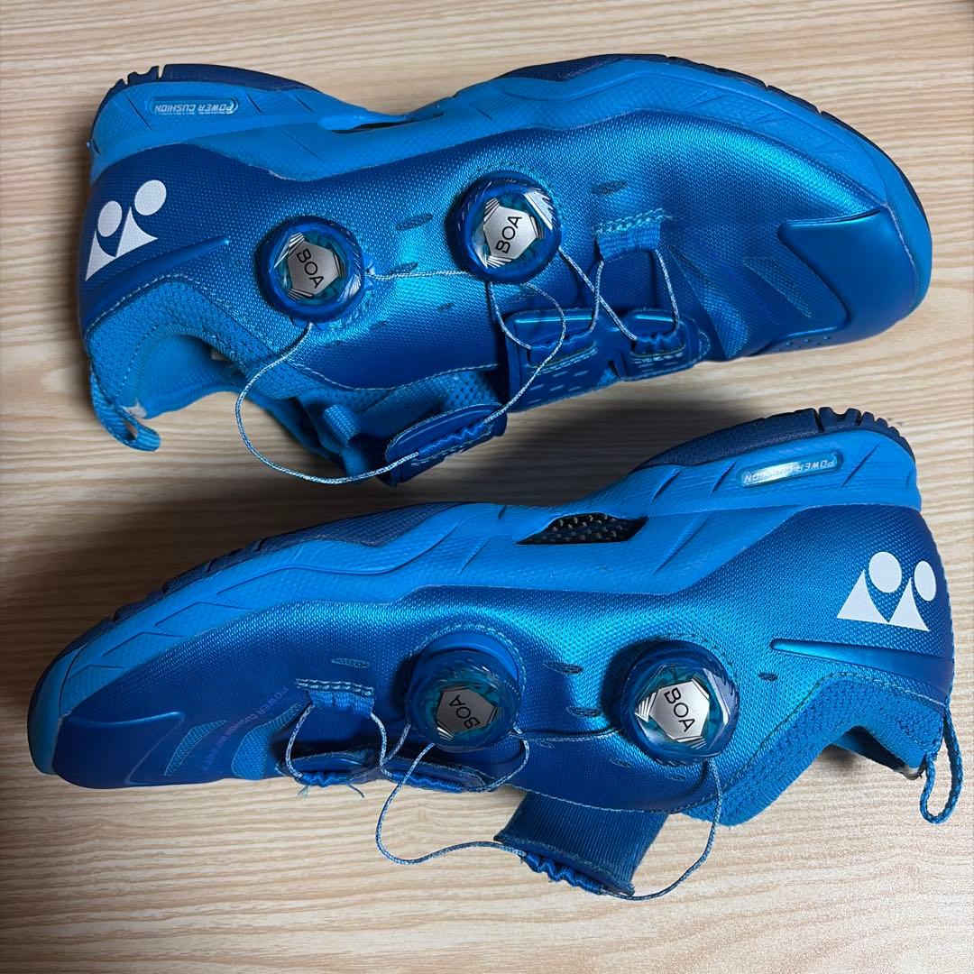 ヨネックス　インフィニティ　バドミントンシューズ　25センチ