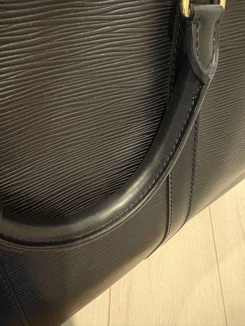 Louis Vuitton エピレザー ボストンバッグ ブラック