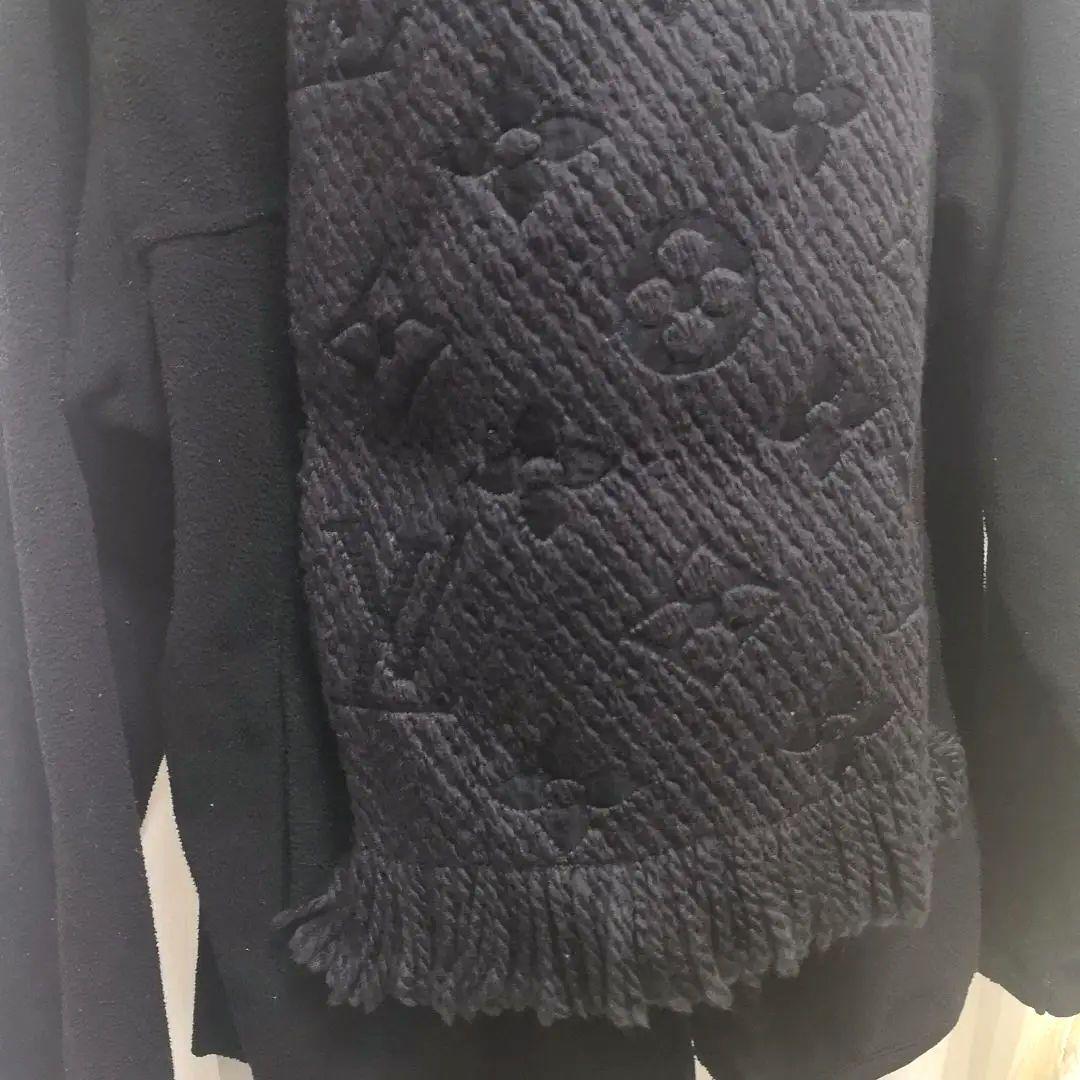 本日限定価格ルイヴィトンエシャルプ ロゴマニアマフラー珍しいブラックに近いグレー