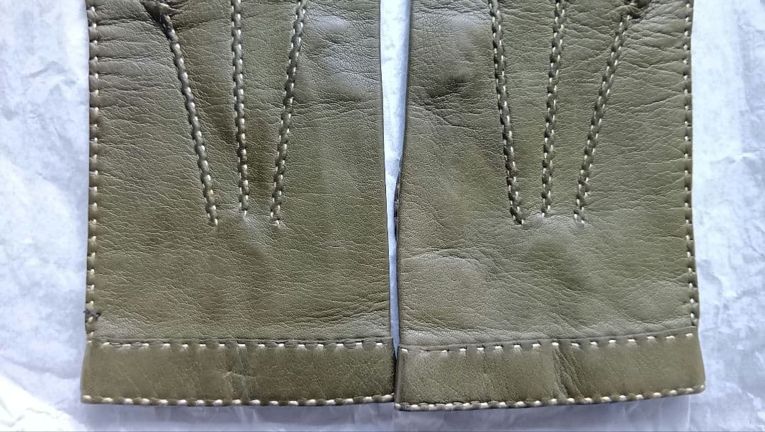 ❀LOEWE ❀オリーブグリーン レザー手袋　サイズ ７1/2
