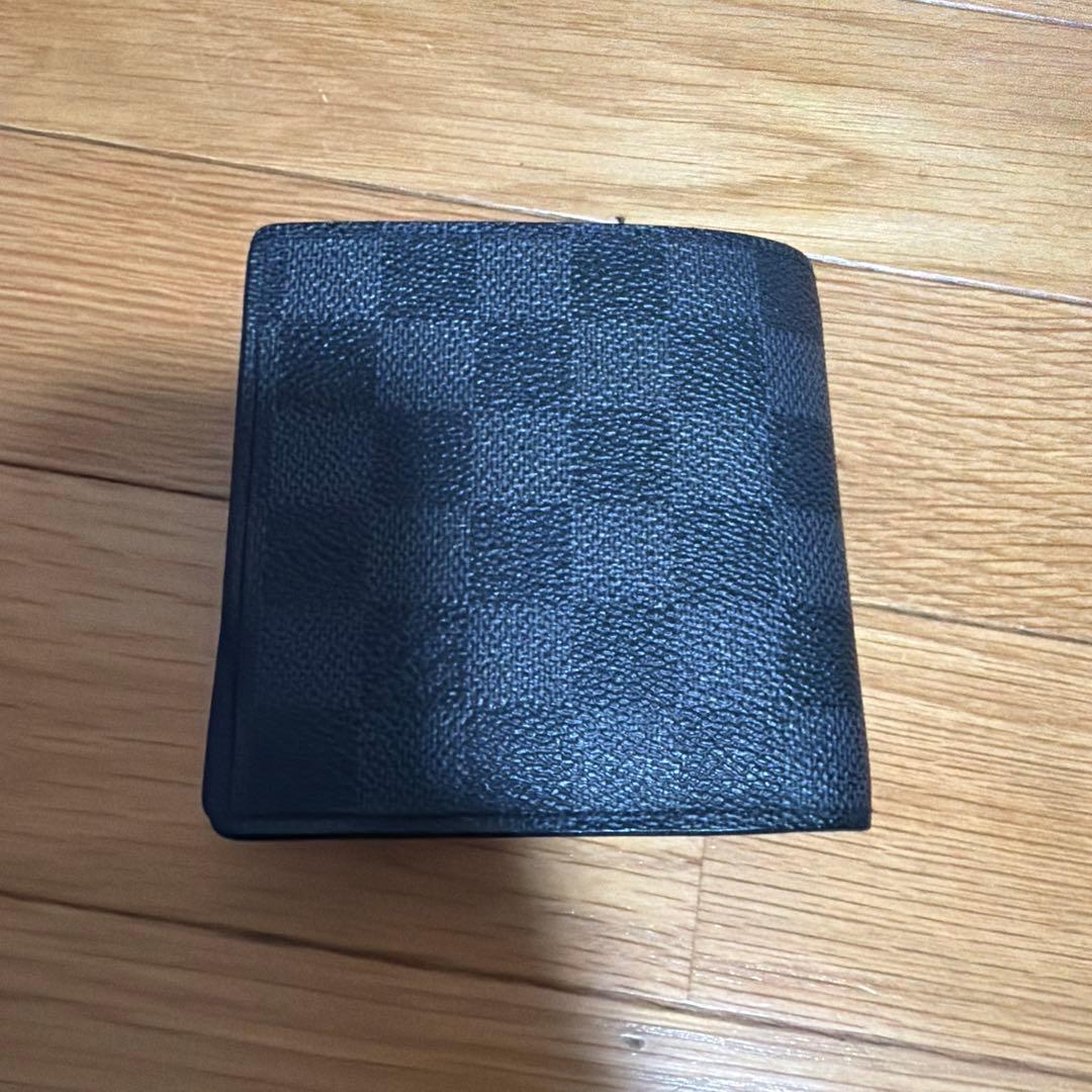 ルイヴィトン　二つ折り財布　ダミエ