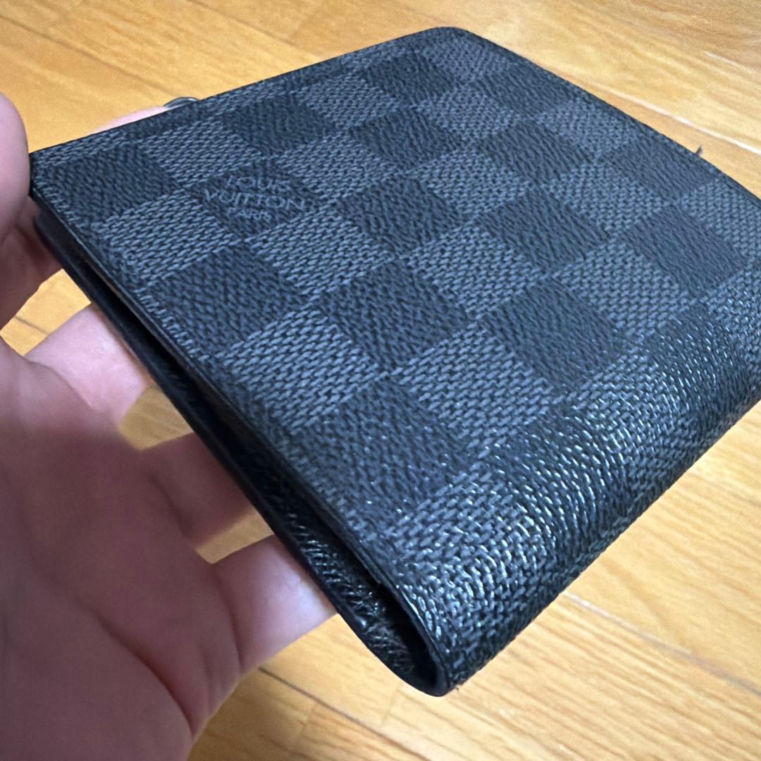 ルイヴィトン　二つ折り財布　ダミエ