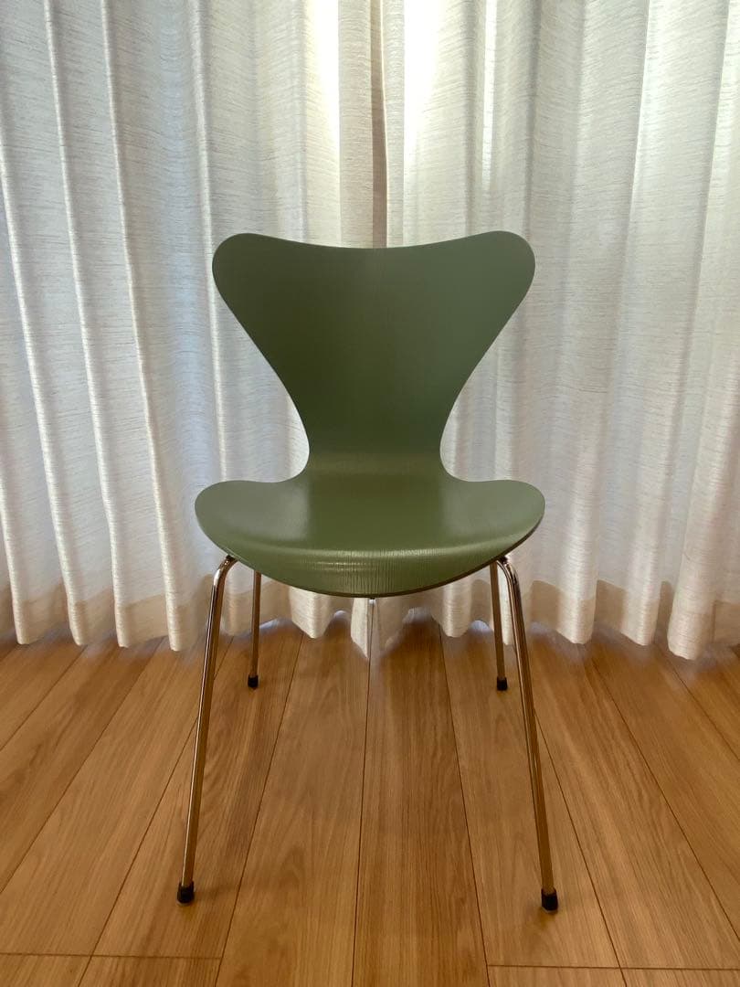 kkkセブンチェア