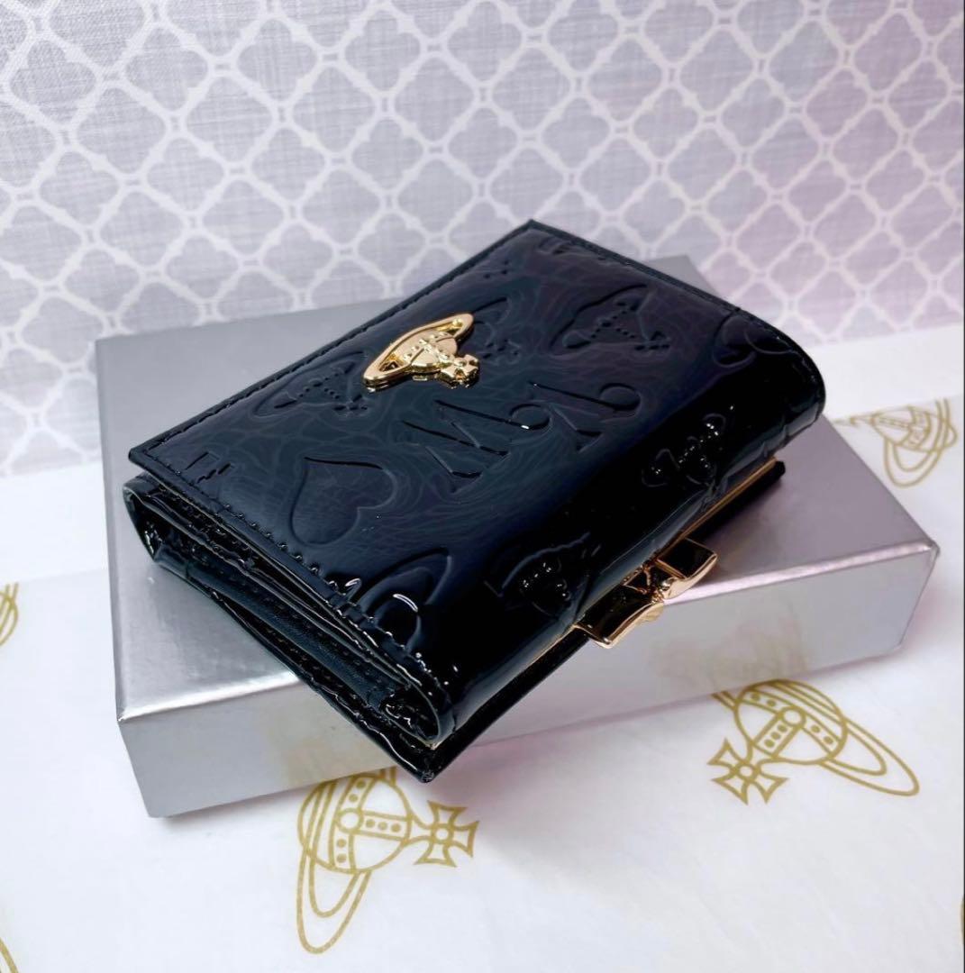 【大人気✨️ショッパー付】新品 Vivienne Westwood エナメル黒