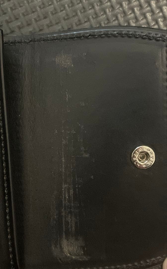 万双　三つ折り財布