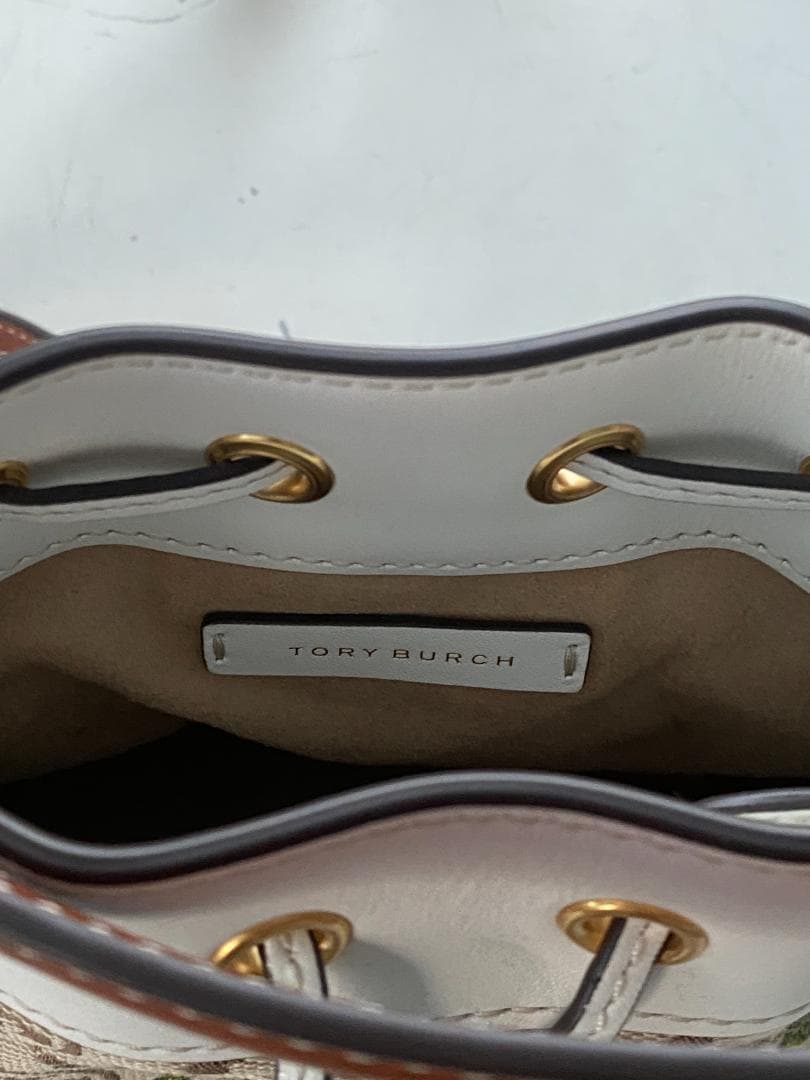 トリーバーチバッグTモノグラム鳥