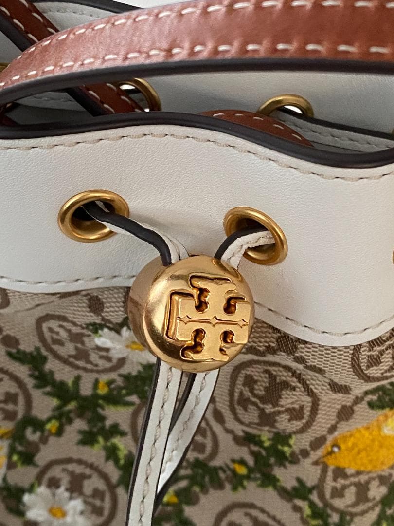 トリーバーチバッグTモノグラム鳥