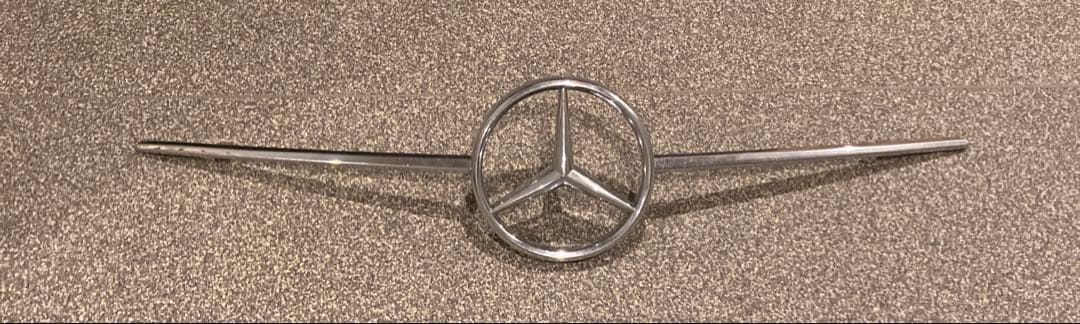 メルセデス・ベンツ フロントグリル　C126 560SEC用