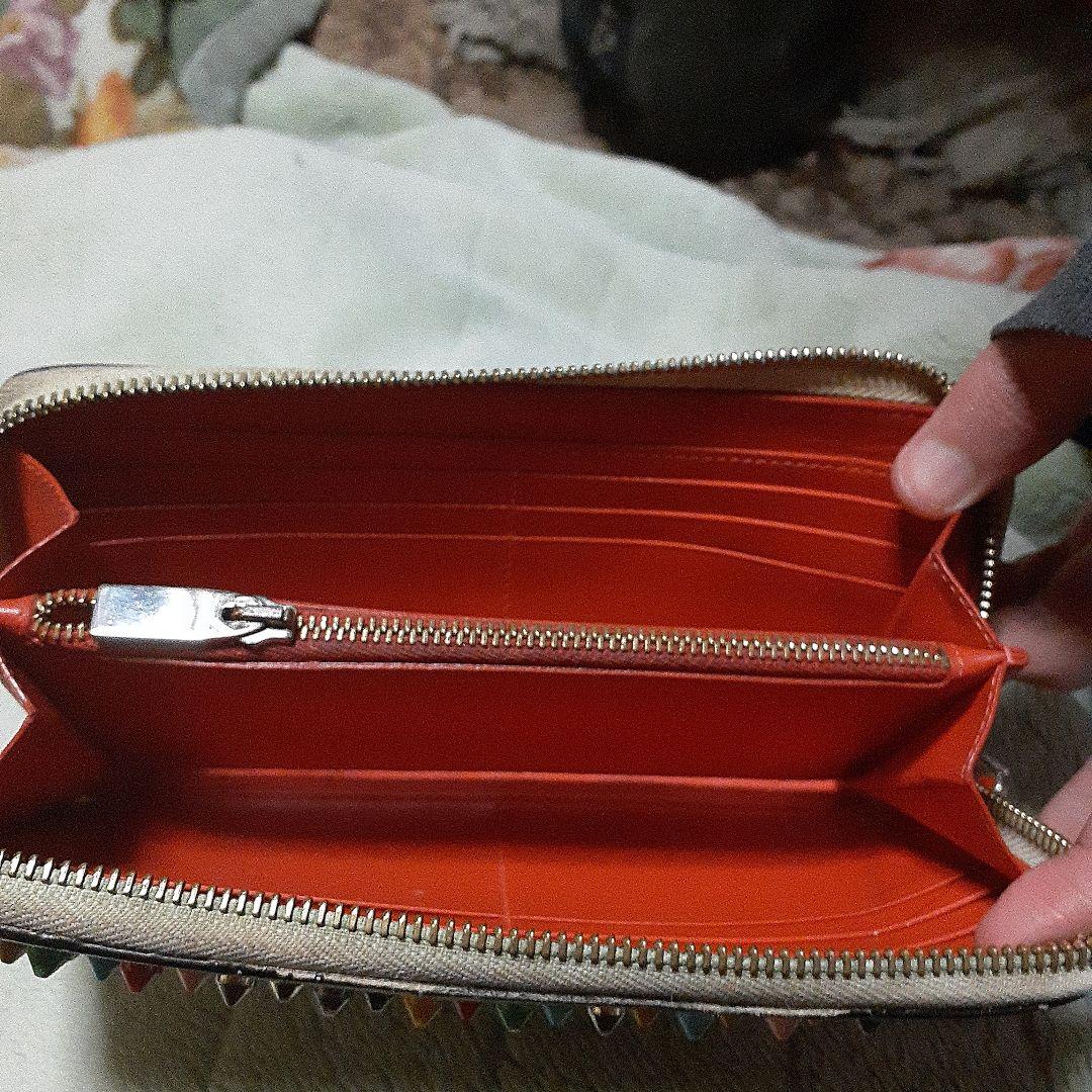 ま*こ様 クリスチャンルブタン長財布