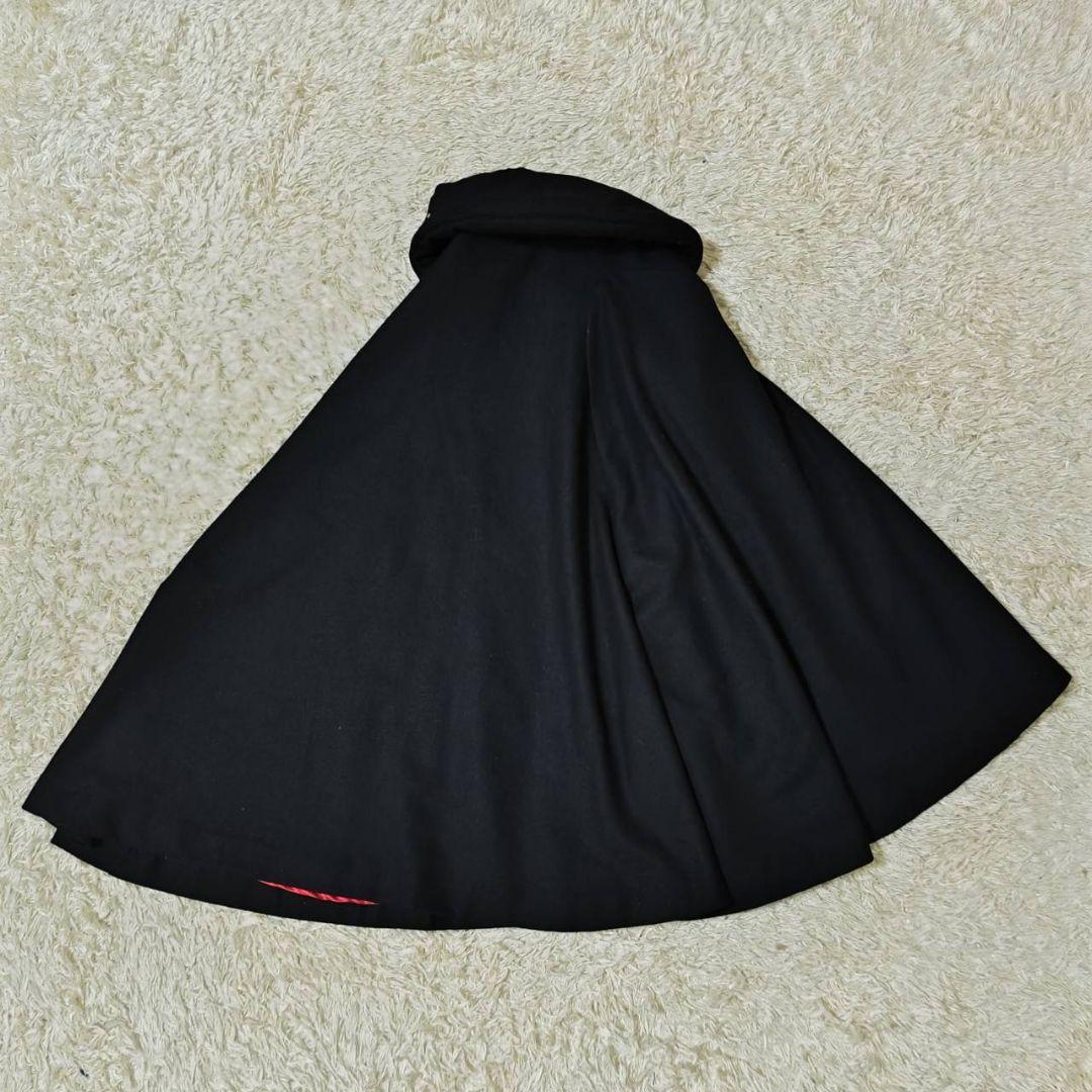 ウールポンチョ ケープ 羽織り 花刺繍 和装 着物　黒い刺繍　ポンチョ・ケープ