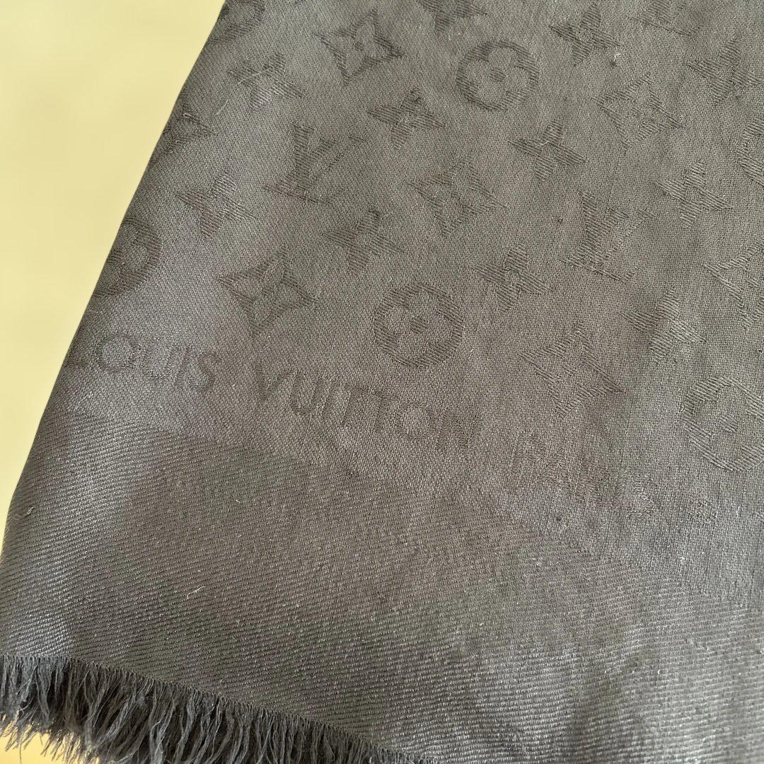 ルイヴィトン モノグラム柄ストール MADE IN ITALY 黒 ブラック