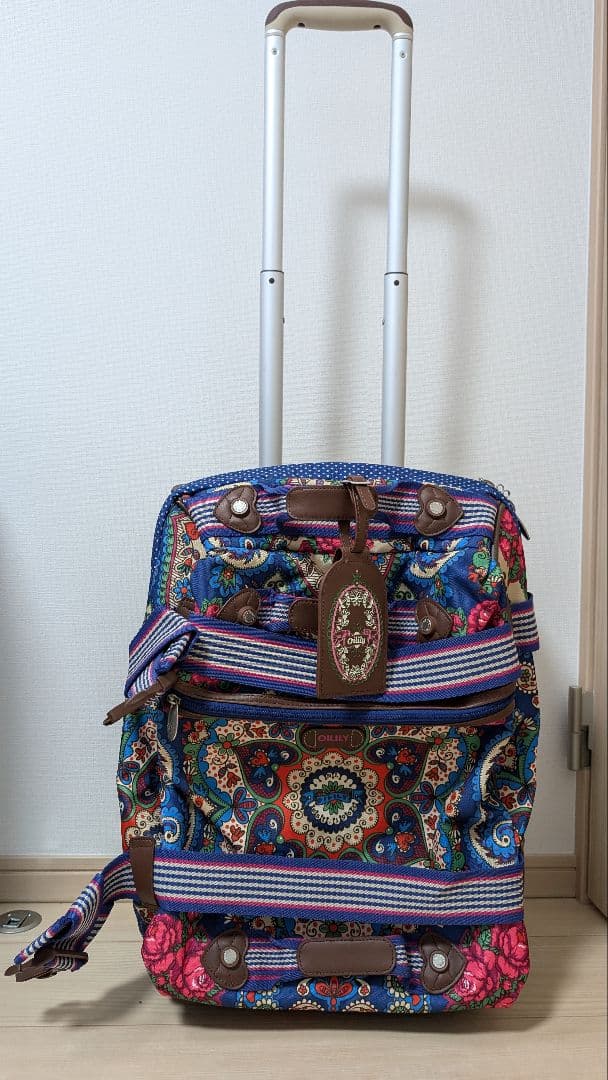 OILILYキャリーケース