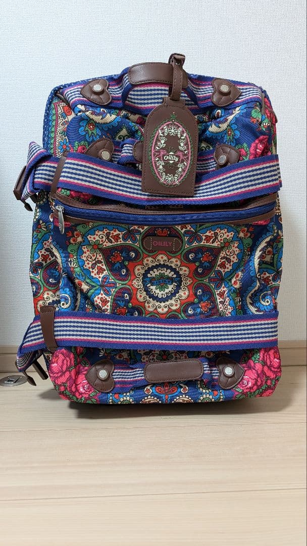 OILILYキャリーケース