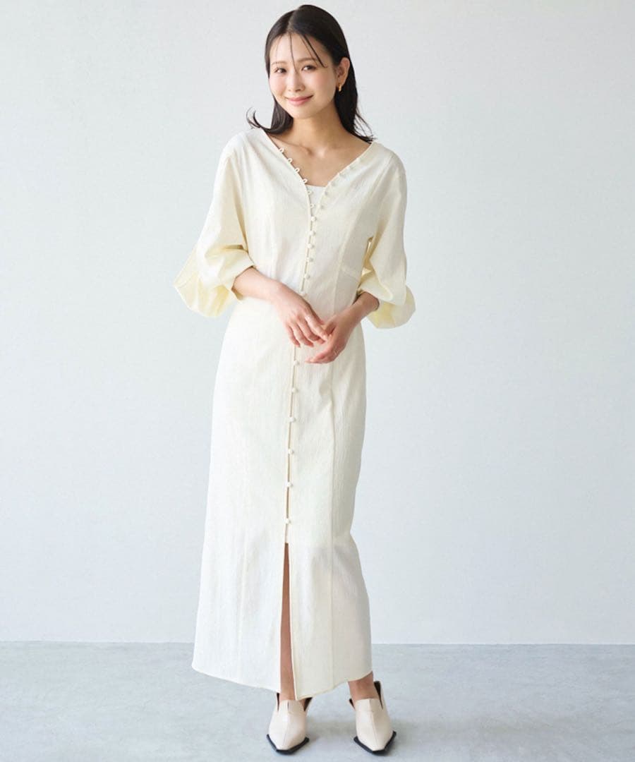 新品タグ付 Aimeine ループボタンバックオープンIライン　ワンピース 黒