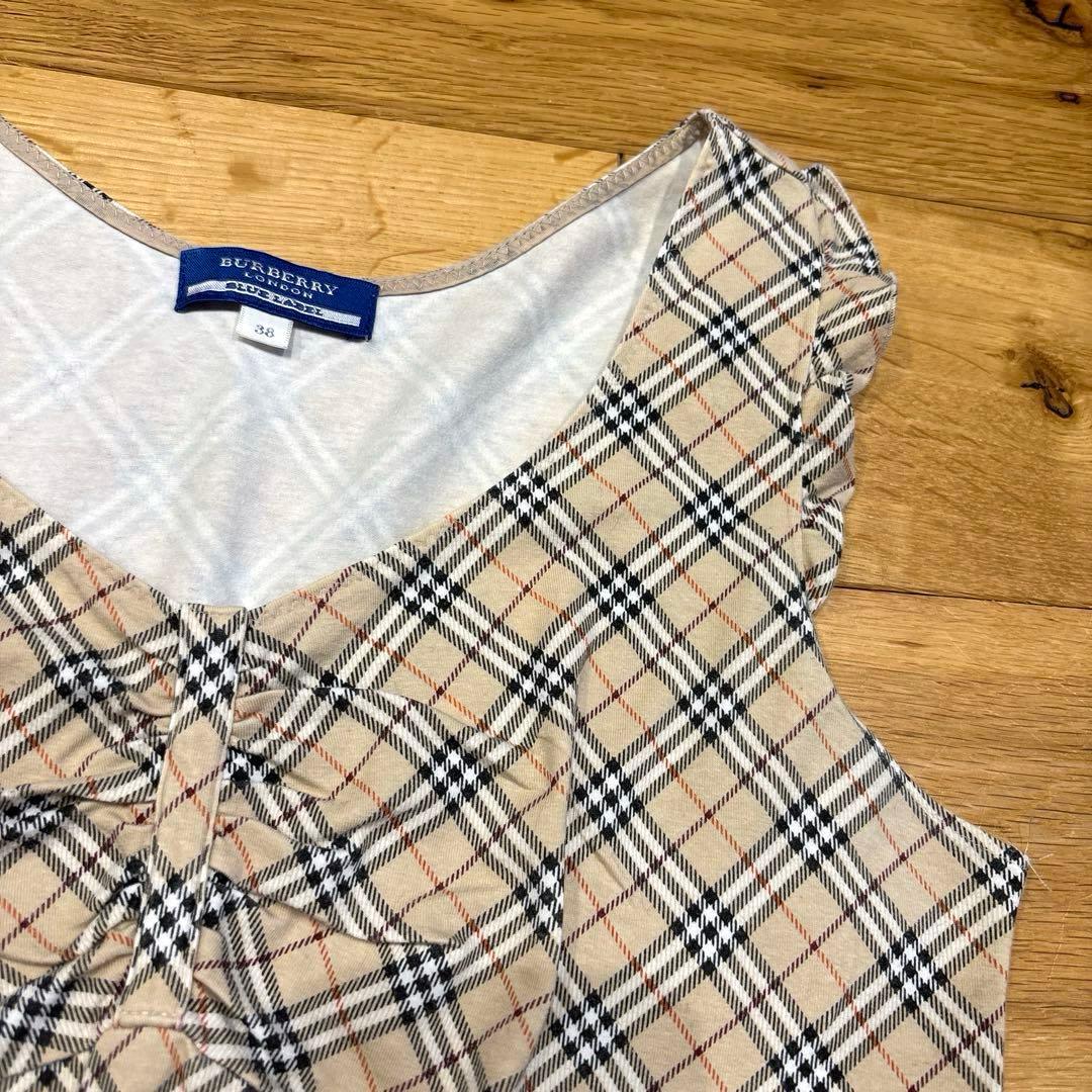 【バーバリーブルーレーベル】✳︎かわいいフリル ノバチェック柄タンクトップ✳︎38