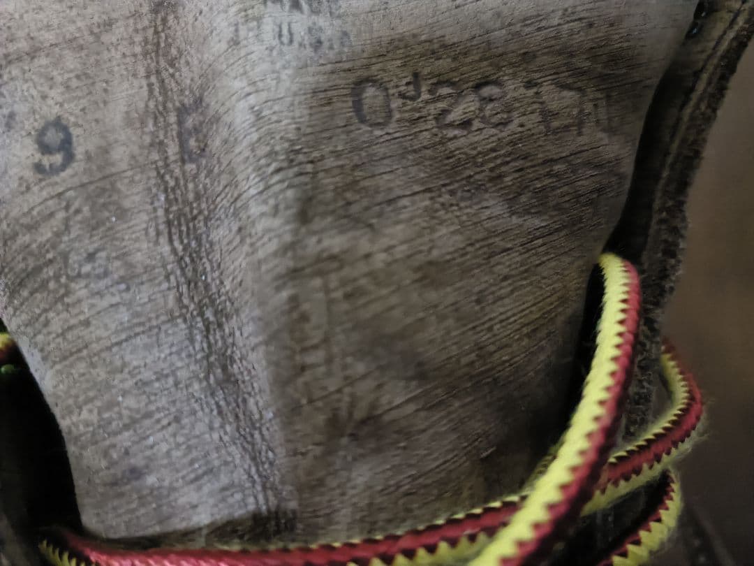 redwing 2877 9E ヌバックレザー