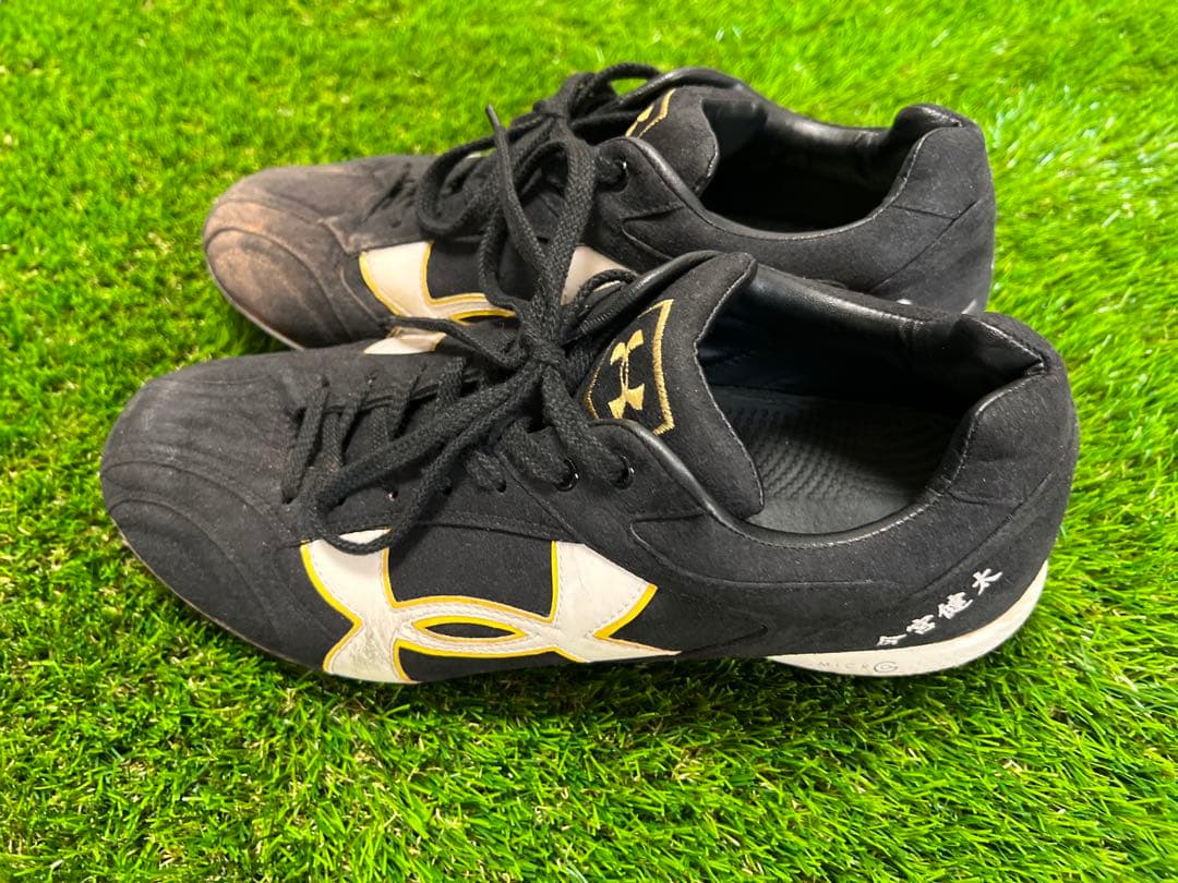 今宮健太　実使用スパイク　アンダーアーマー