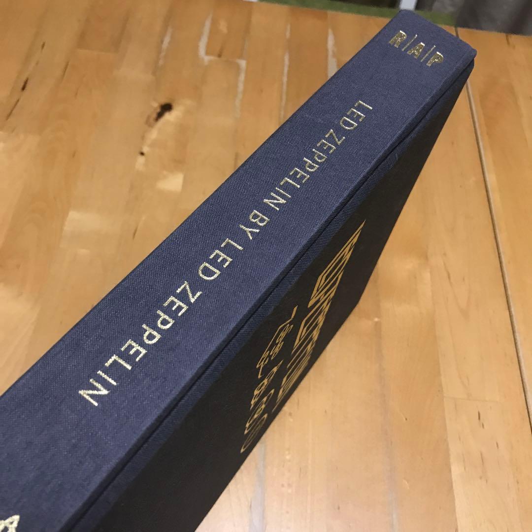 LED ZEPPELIN BY LED ZEPPELIN 洋書　英語版