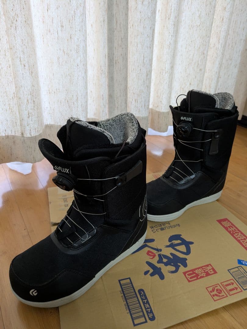 【値下げ】FLUX スノーボードブーツ ブラック