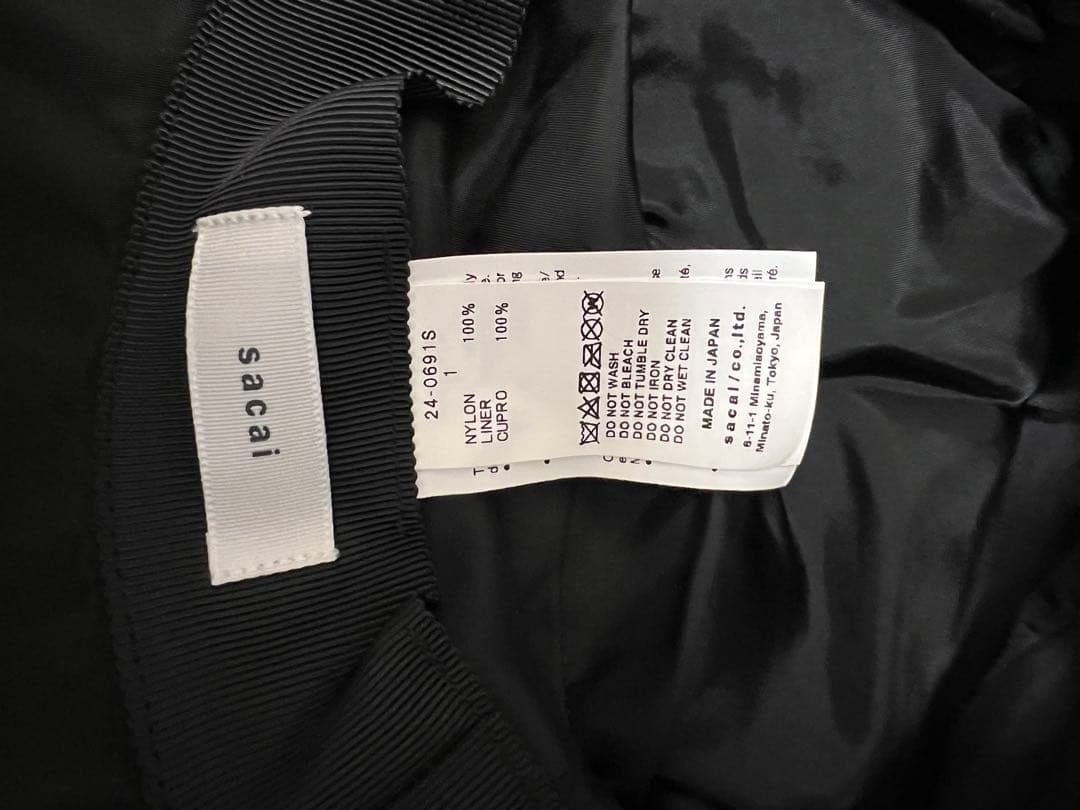 sacai 黒 バケットハット ジッパー付き