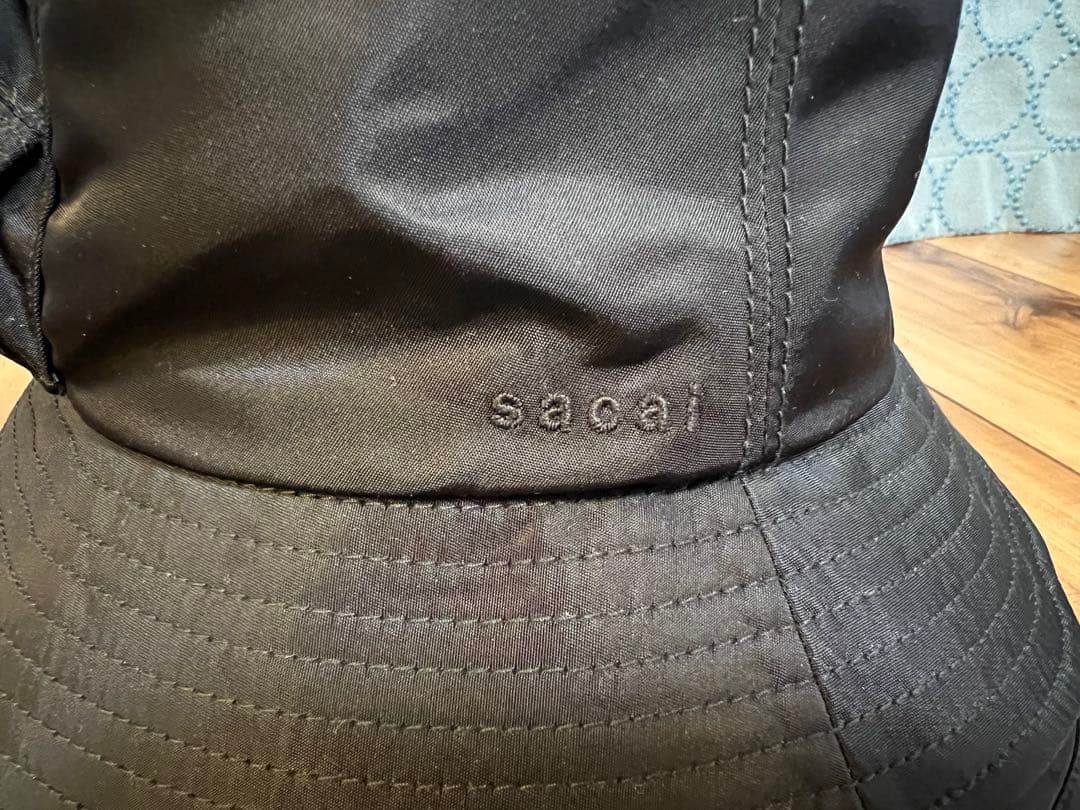 sacai 黒 バケットハット ジッパー付き