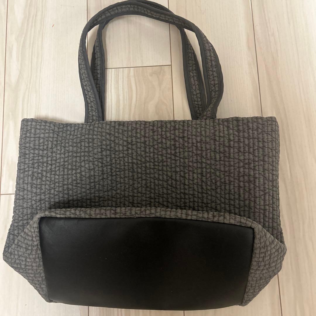 ファミリアバック