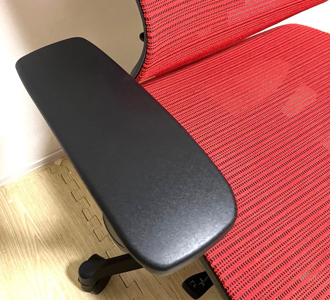 美品 送料無料 エルゴヒューマン スマート アームレスト ジャケットハンガー付き